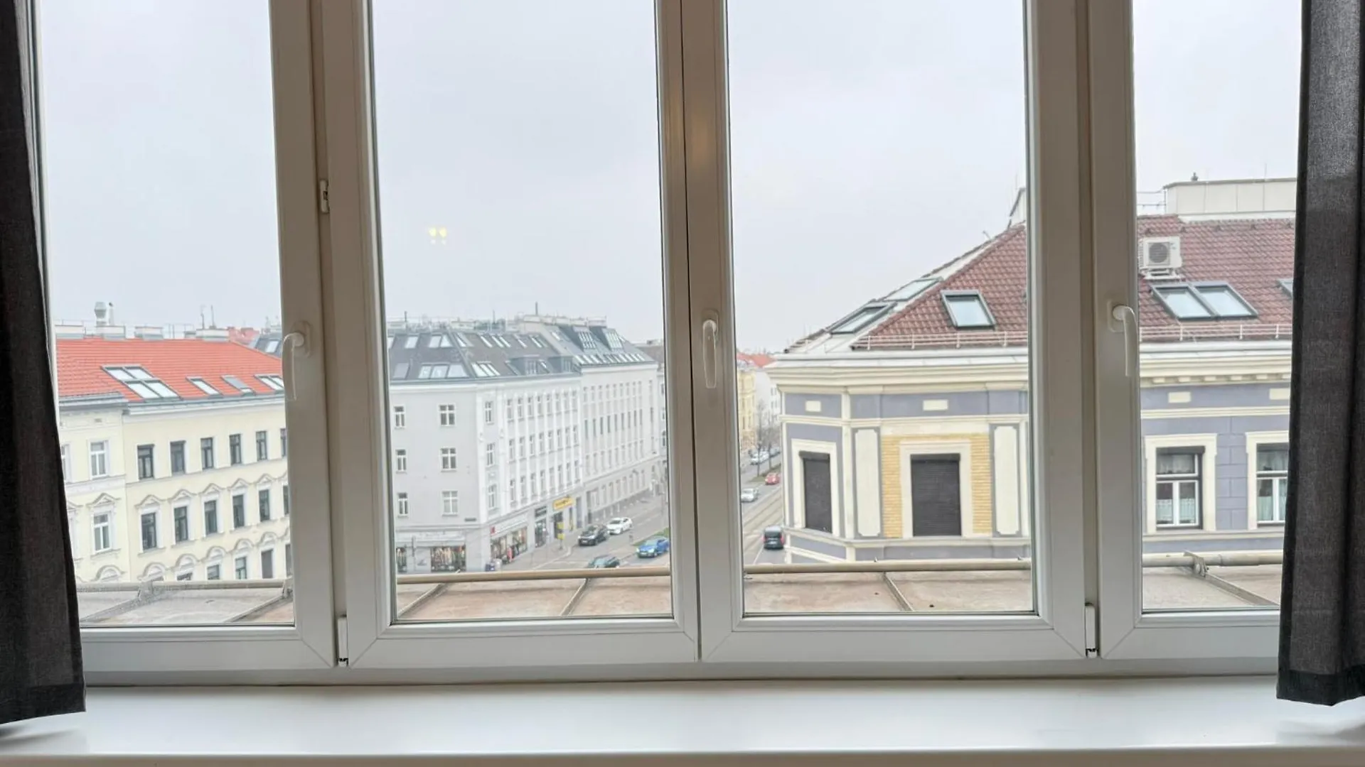 Gesamte Unterkunft Ueber Den Daechern Wiens Austria
